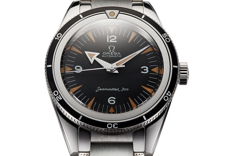 This Seamaster re-edition celebrates the 60th anniversary of the CK2913